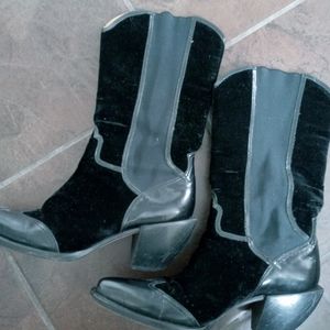 Donald Pliner Couture boots leather and velvet size 7.5 western cowboy